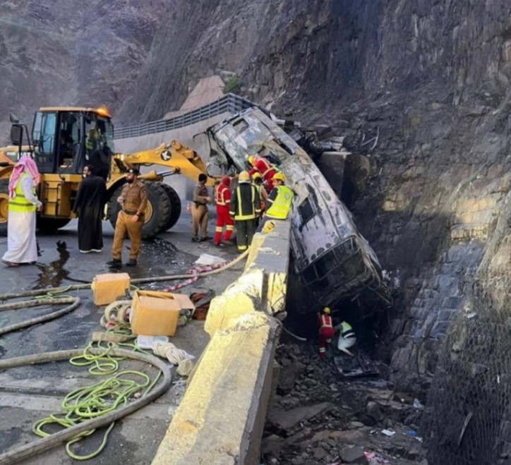 20 Umrah pilgrims died after a bus overturned in Saudi Arabia