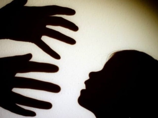 Alleged rape of an 8-year-old child in Jahanian civil hospital Two obtuse youths lured the child to the hospital quarters and raped the parents. Photo: File