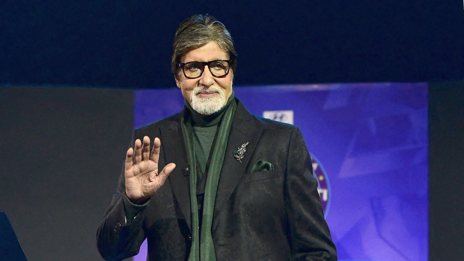 Amitabh Bachchan's health suddenly deteriorated, doctors were called home