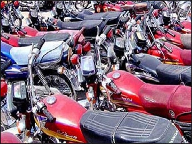 32% decline in sales of motorcycles and three-wheelers Sales of 838,880 units of motorcycles and three-wheelers were recorded in the country in 8 months (Photo: File)