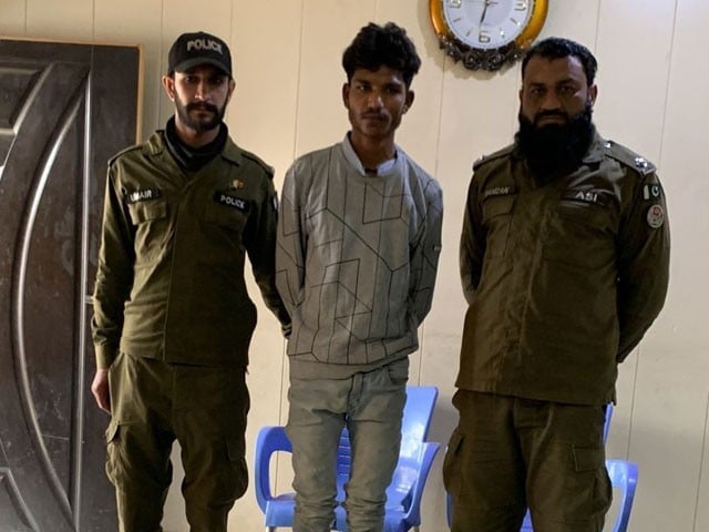 SHO Sherakot Nasir Hameed and the police team took immediate action.