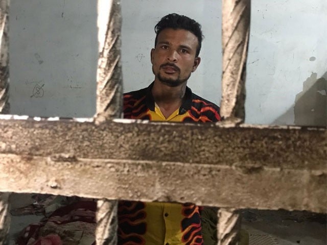 The Tik Toker who tortured his wife was arrested The husband was allowed to leave after the wife forgave him, police, photos; Express News