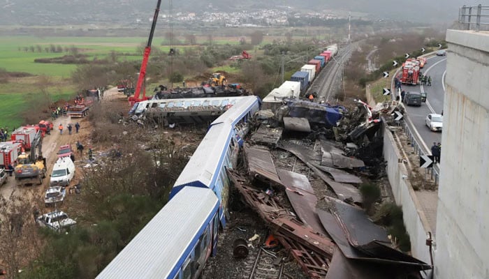 Death toll rises to 57 in Greece train crash