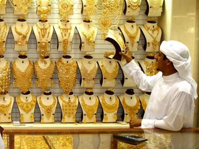 Historical drop in gold prices in UAE