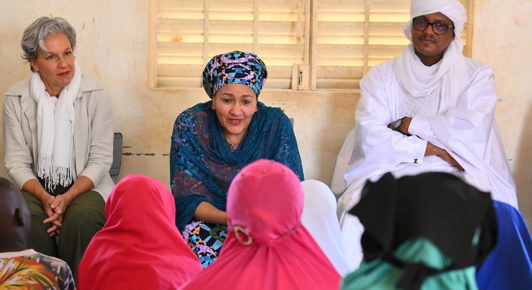 In Niger, UN deputy chief highlights power of partnership to forge schools for the future