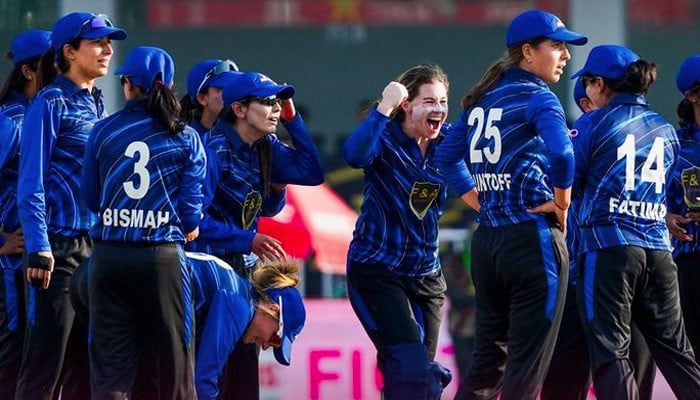 In the Women's League, Amazon beat Superwoman by 41 runs in the second match