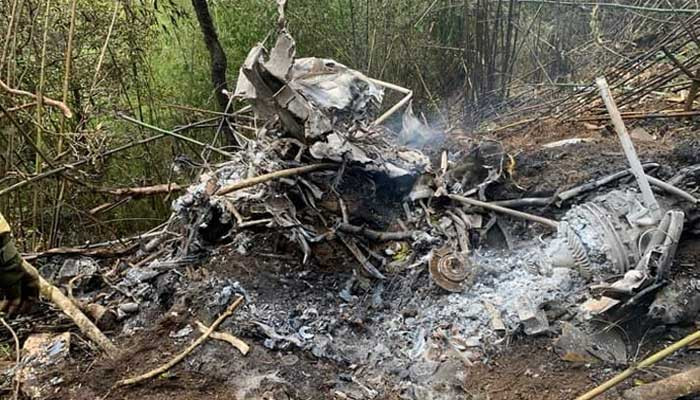 Indian army helicopter crashes, both pilots killed