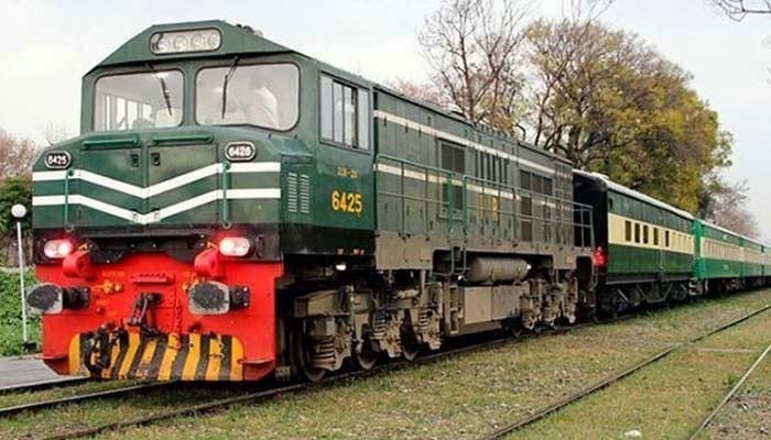 Lodhran, 2 friends killed in train collision