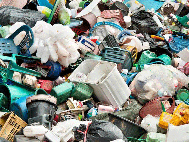 Technology to turn waste plastic into valuable nanoparticles developed