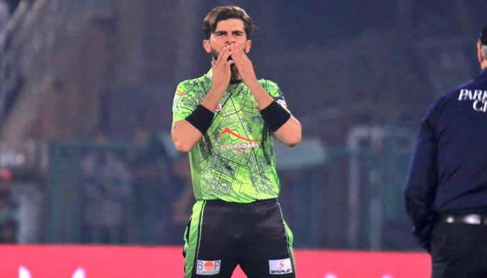 To whom did Shaheen Shah Afridi give credit for his success?