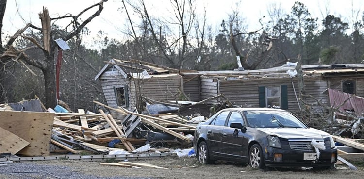 A dangerous hurricane caused havoc, 10 people died A dangerous hurricane caused havoc, 10 people died