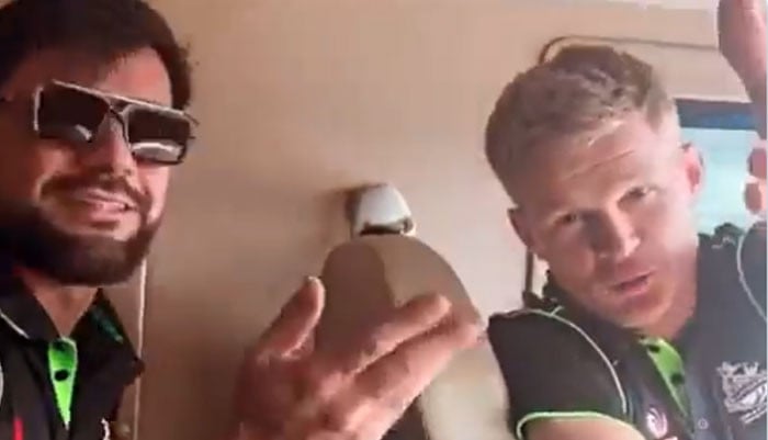 Video of Sam Billings singing in the car with his team goes viral