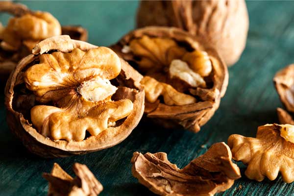 Walnuts boost heart health by gastrointestinal tract, new study