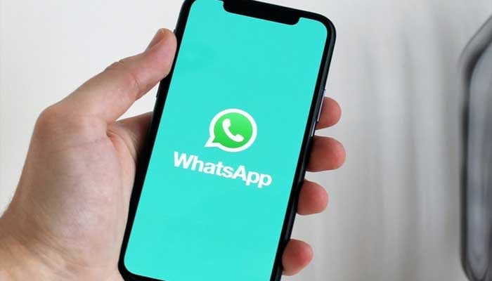 WhatsApp agrees to comply with EU laws