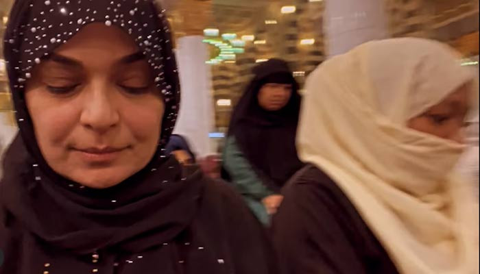 Meera shared a video of praying in the Prophet's Mosque