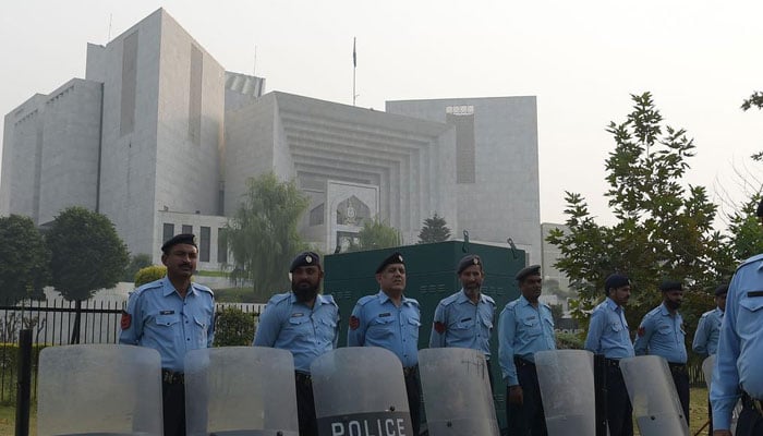 Who will appear in the Supreme Court today, the police said File photo
