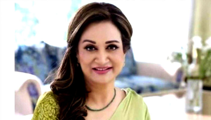 Bushra Ansari got addicted to mobile beauty filters