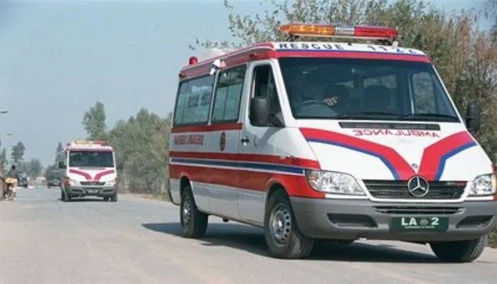 Accident on Islamabad Expressway, 3 youths killed, one injured File photo
