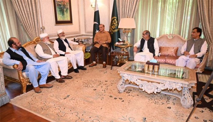 Positive progress in Sirajul Haque's efforts to bring politicians together Positive progress in Sirajul Haque's efforts to bring politicians together