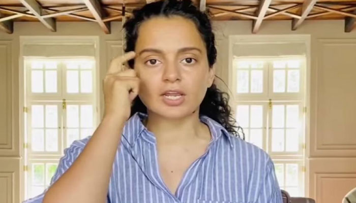 Kangana Ranaut, Karan Johar controversy took a new turn Kangana Ranaut, Karan Johar controversy took a new turn