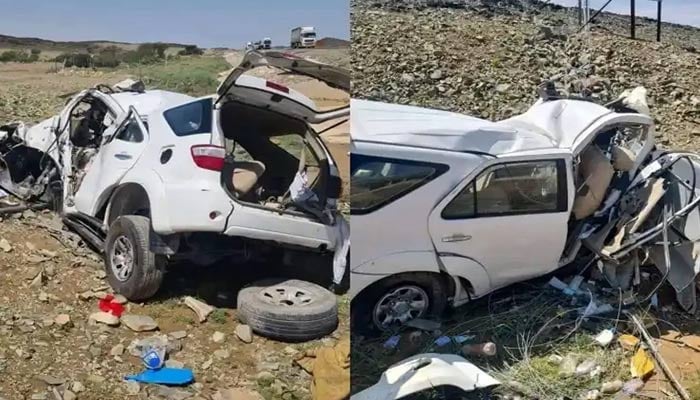 Traffic accident in Saudi Arabia, 9 Pakistanis killed Traffic accident in Saudi Arabia, 9 Pakistanis killed