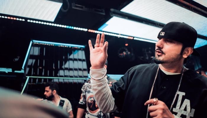 Honey Singh accused of kidnapping and torture, Mumbai police received a complaint Honey Singh accused of kidnapping and torture, Mumbai police received a complaint