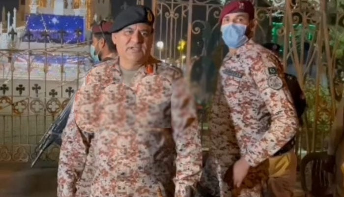 Karachi, DG Rangers Sindh visited the city late at night, ordered to increase security Screen grab