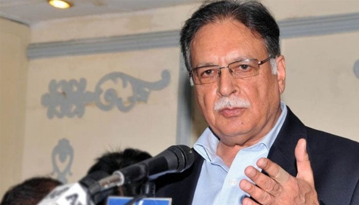 Saqib Nisar's crime is no less than selling the country, Parvez Rashid Saqib Nisar's crime is no less than selling the country, Parvez Rashid