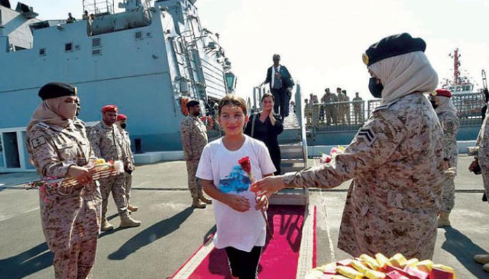 A ship carrying 1,866 people from Sudan arrived in Jeddah, including Pakistanis A ship carrying 1,866 people from Sudan arrived in Jeddah, including Pakistanis