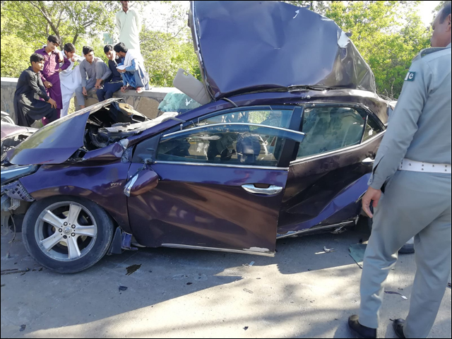 Three friends were killed in a collision between a truck and a car in Islamabad