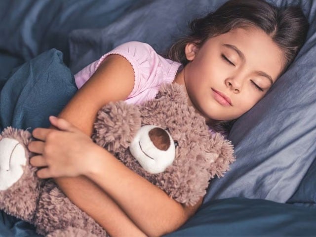 In Syria, radio stations began broadcasting special lullabies to lull war-affected children to sleep Lori will help children suffering from the severe effects of war to sleep peacefully, singer Ghalia, photo, file