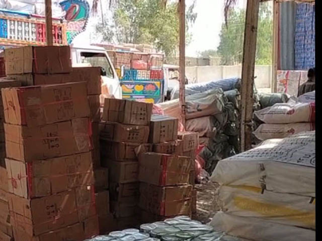 An attempt to take smuggled goods worth crores from Quetta to Karachi failed