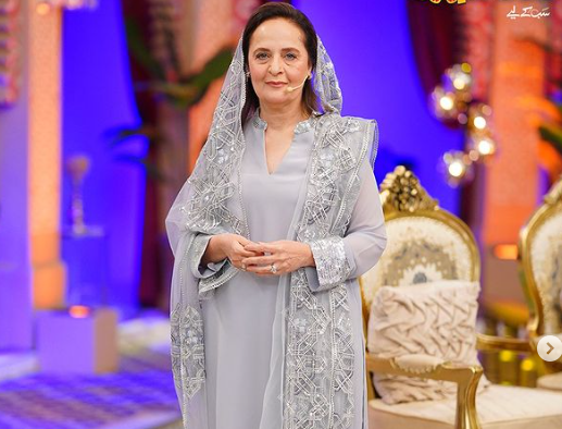 Hina Bayat was overwhelmed by remembering her late husband during the 'Piyara Ramadan' program