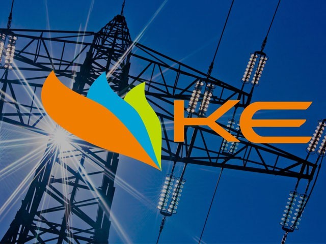 K Electric ordered to pay 92 lakhs damages for injuries to citizens Citizen Asim Imam was seriously injured due to the fall of PMT and many of his organs were disabled (Photo: File).