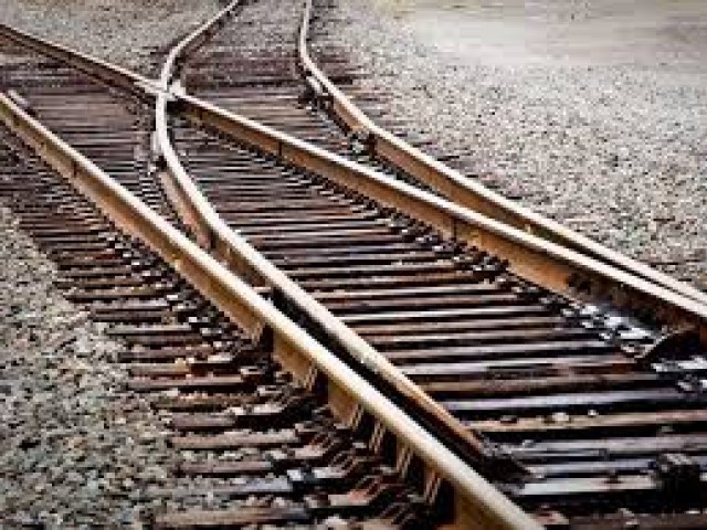 3 suspects arrested for cutting railway line near Mardan Two 84-foot railway lines worth one and a half lakhs were recovered from the accused. File photo