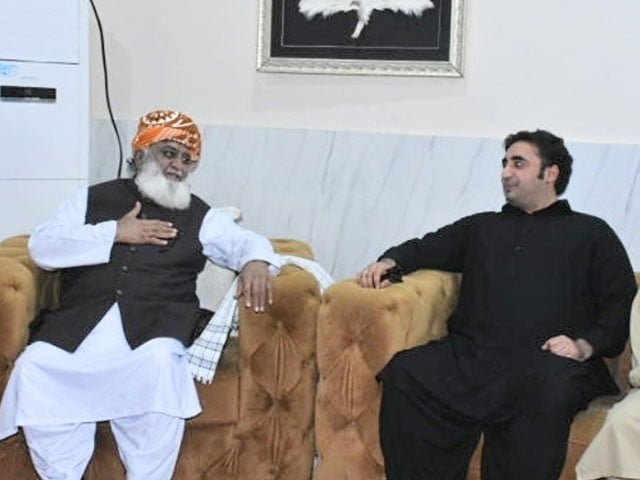 Bilawal Bhutto's meeting with Maulana Fazlur Rehman, condolences on the death of Mufti Abdul Shakoor Photo Express