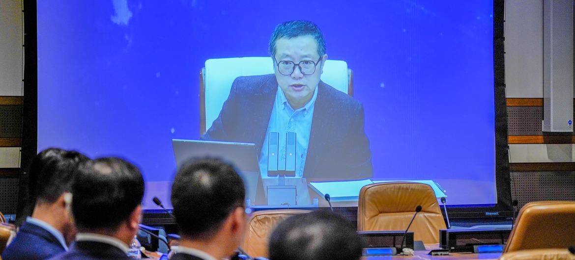 Chinese Sci-fi author Liu Cixin talks to UN headquarters remotely to initiate the celebrations for Chinese Language Day. Chinese Sci-fi author Liu Cixin talks to UN headquarters remotely to initiate the celebrations for Chinese Language Day.