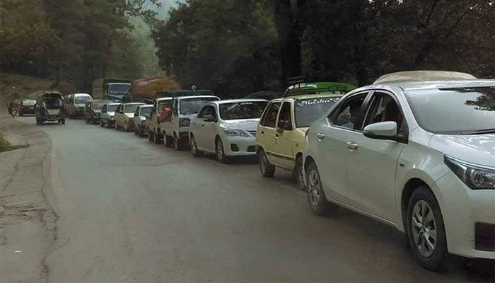 A large number of tourists visit Murree