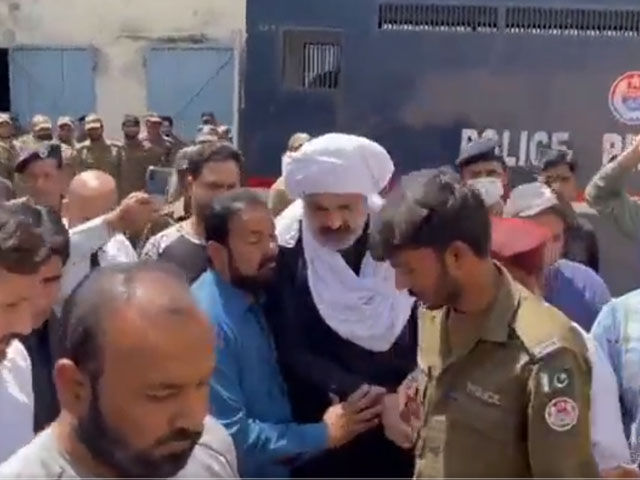 Ali Amin handed over to Sindh Police on Gandapur Corridor remand