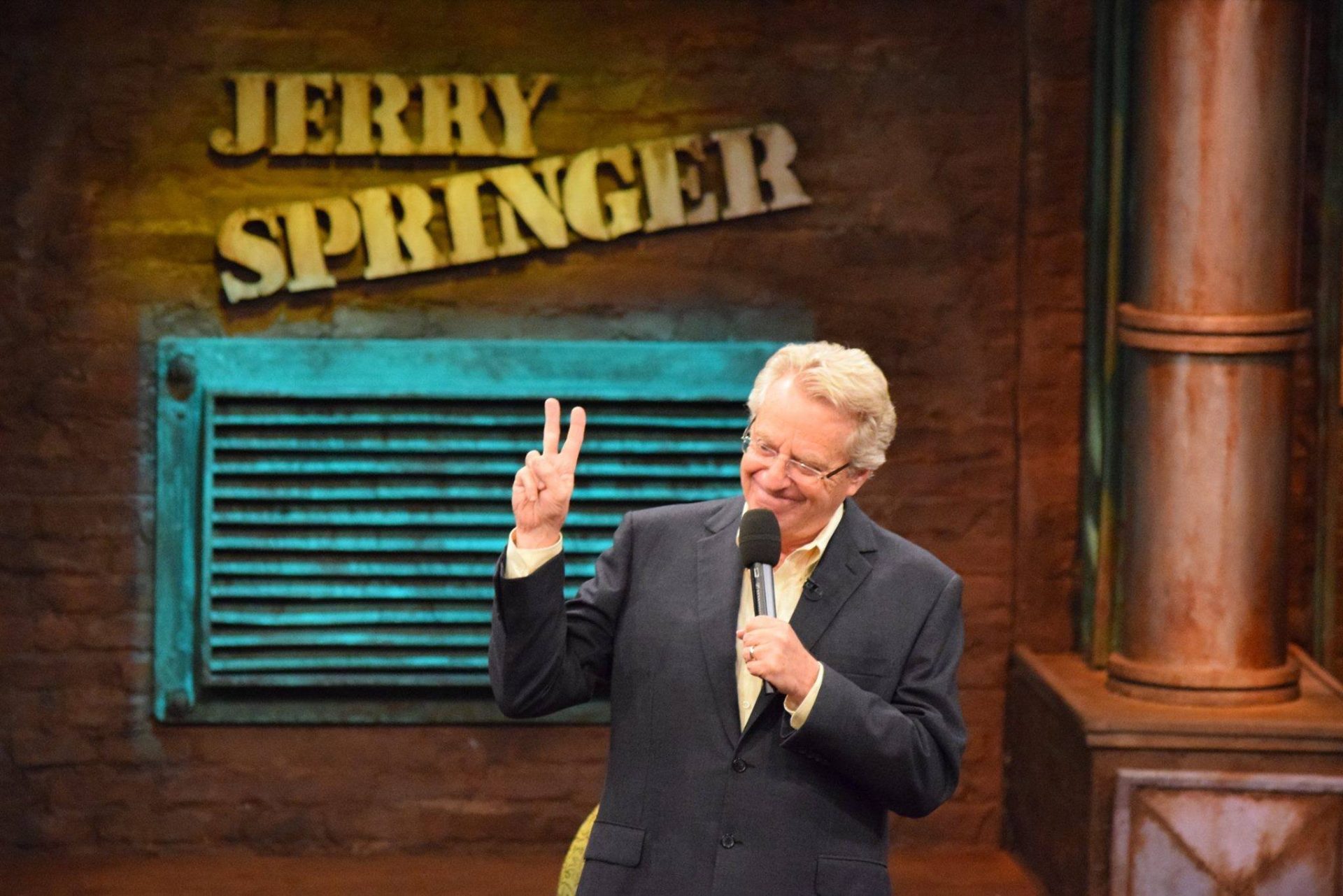 American TV host Jeffrey Springer died of cancer