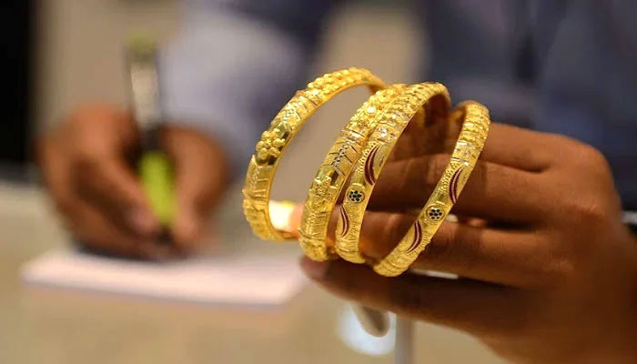 An increase in the price of one tola of gold in the country by 600 rupees