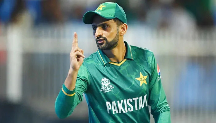 Babar Azam should quit captaincy, Shoaib Malik