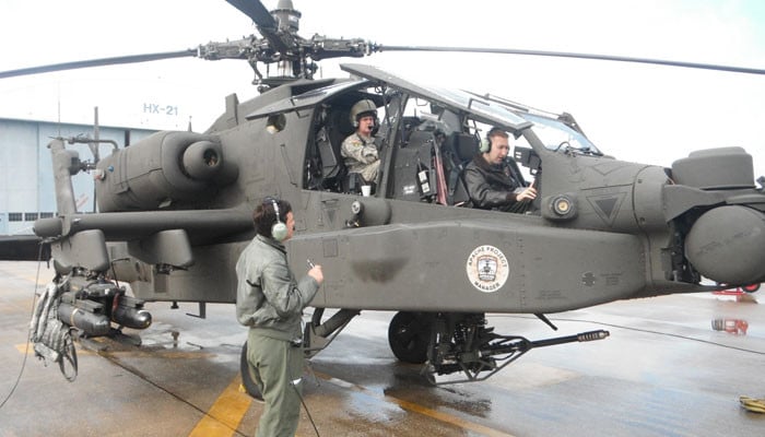 Decision on further training of US Army pilots