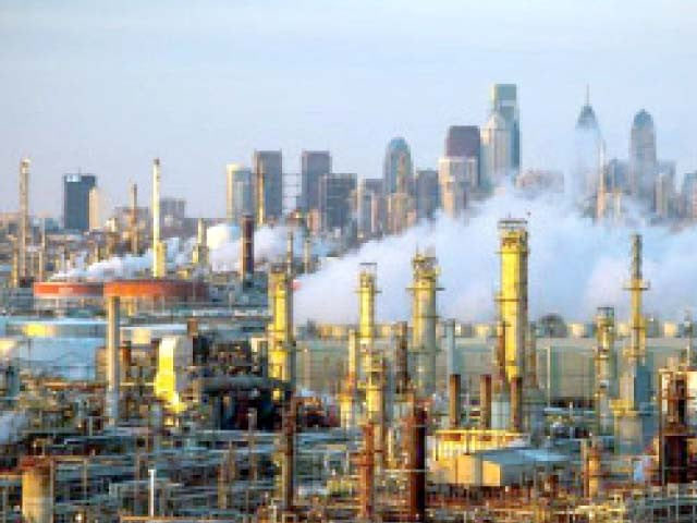 Economic crisis, production suspended in the country's largest oil refinery