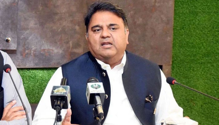 Fawad Chaudhry announced the contempt of court case against the Minister of Information