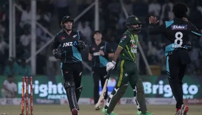 Iftikhar's hard work was in vain, Pakistan failed by 4 runs in the third T20I