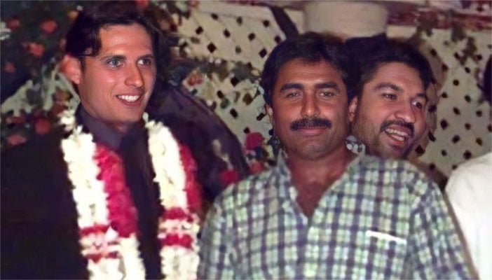 Javed Miandad asked a question while sharing Afridi's memorable photo