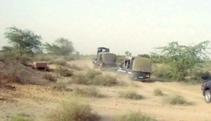 Kandhkot, robbers kidnapped 6 people and escaped