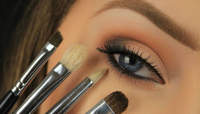 Makeup brushes are found to contain more bacteria than toilet seats