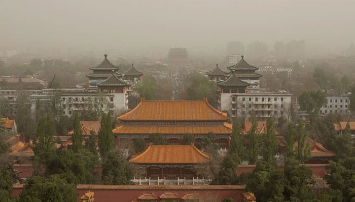 Many provinces of China are in the grip of dust storm